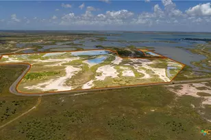 602-698 Cape Velero Dr, Rockport, TX 78382 - Photo 3