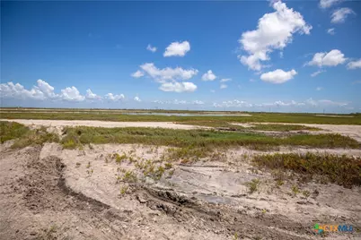 602-698 Cape Velero Drive, Rockport, TX 78382 - Photo 15