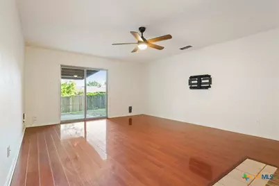 423 Carothers Street, Copperas Cove, TX 76522 - Photo 9