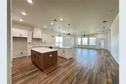 5434 Espiritu Santo, Belton, TX 76513 - Photo 3