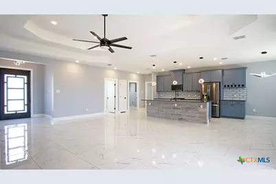 792 Lake Valley Drive, La Vernia, TX 78121 - Photo 1