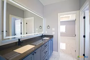 792 Lake Valley Dr, La Vernia, TX 78121 - Photo 23