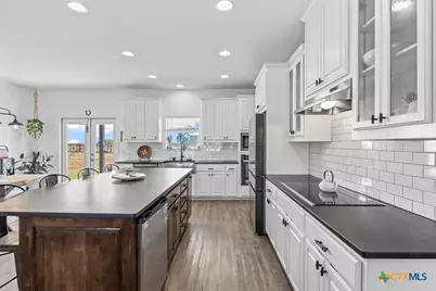 475 County Road 240, Gonzales, TX 78629 - Photo 15