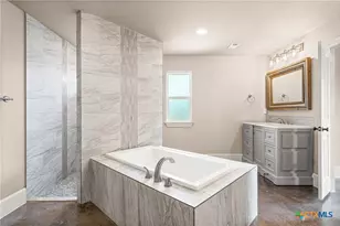 1052 Parkview Dr Way, Salado, TX 76571 - Photo 25