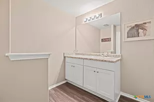 342 N Kowald Ln, New Braunfels, TX 78130 - Photo 11