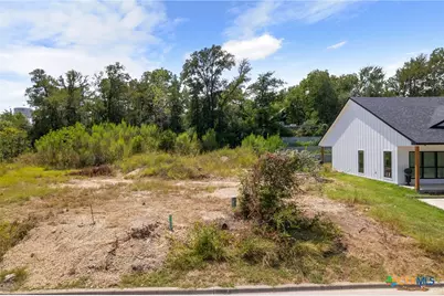 408 E Avenue H, Belton, TX 76513 - Photo 9