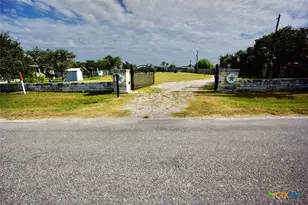 3043 W Harrison Ave, Port O'Connor, TX 77982 - Photo 7