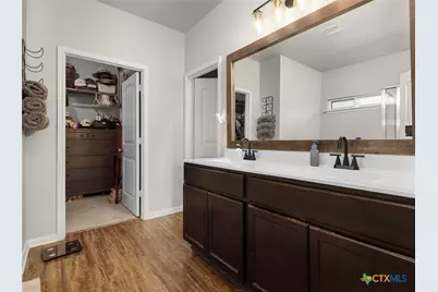 484 Copper Hill Drive, New Braunfels, TX 78130 - Photo 13