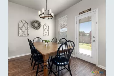 484 Copper Hill Drive, New Braunfels, TX 78130 - Photo 7