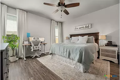 484 Copper Hill Drive, New Braunfels, TX 78130 - Photo 11