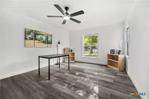 1704 S 41st St, Temple, TX 76504 - Photo 17