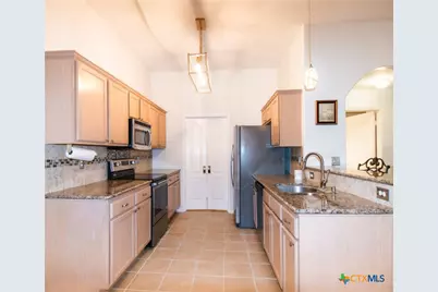 206 Yellowstone Drive, Victoria, TX 77904 - Photo 7