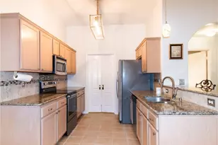 206 Yellowstone Dr, Victoria, TX 77904 - Photo 7