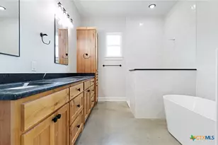 237 Cedar Bluff Loop, Gatesville, TX 76528 - Photo 11