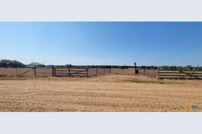 1167 County Road 380, Hallettsville, TX 77964 - Photo 27