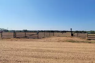 1167 Co Rd 380, Hallettsville, TX 77964 - Photo 27