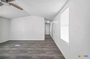 1003 W Toledo St, Seadrift, TX 77983 - Photo 21