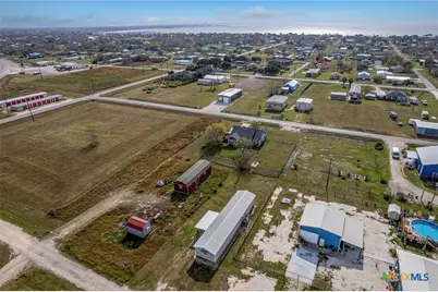 1003 W Toledo Street, Seadrift, TX 77983 - Photo 33