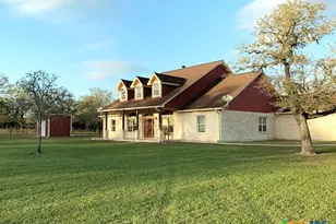 949 Abrameit Rd, Goliad, TX 77963 - Photo 5