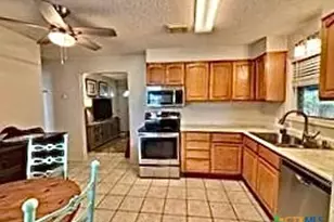 208 N Washington Blvd, Port O'Connor, TX 77982 - Photo 15