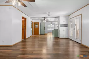 410 E Avenue B, Copperas Cove, TX 76522 - Photo 25