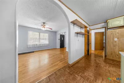 410 E Avenue B, Copperas Cove, TX 76522 - Photo 3