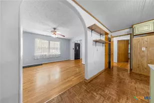 410 E Avenue B, Copperas Cove, TX 76522 - Photo 3