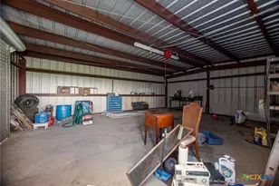 1849 Royal Rd, Port Lavaca, TX 77979 - Photo 13