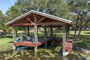 43 Twin Lakes Cir, Victoria, TX 77905 - Photo 5