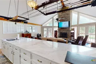 43 Twin Lakes Cir, Victoria, TX 77905 - Photo 11