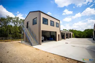 1945 Hoffmann Ln, New Braunfels, TX 78132 - Photo 47