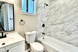 505 N 16th St, Port O'Connor, TX 77982 - Photo 15