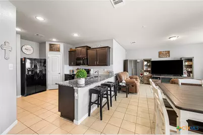 464 Copper Hill Drive, New Braunfels, TX 78130 - Photo 11