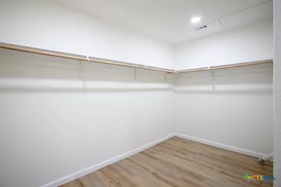 906 E Crestwood Drive, Victoria, TX 77901 - Photo 11