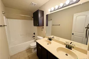 602 Creekside Cir, New Braunfels, TX 78130 - Photo 13