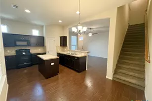 602 Creekside Cir, New Braunfels, TX 78130 - Photo 7