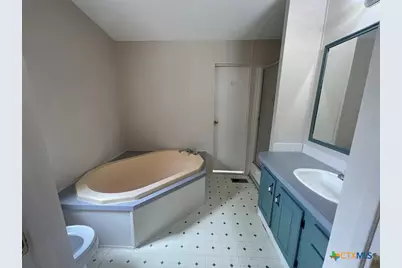 532 Grandview Bend, Canyon Lake, TX 78133 - Photo 11