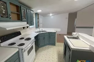 532 Grandview Bend, Canyon Lake, TX 78133 - Photo 5