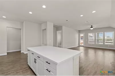 6533 Crockett Cove, Schertz, TX 78108 - Photo 13
