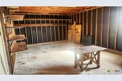 847 Oliver Road, Victoria, TX 77904 - Photo 37