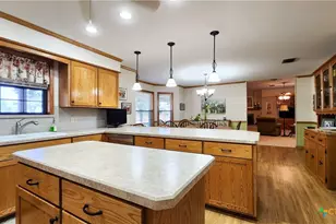 847 Oliver Rd, Victoria, TX 77904 - Photo 15