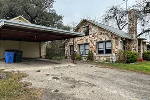 816 S Austin St, Seguin, TX 78155 - Photo 21
