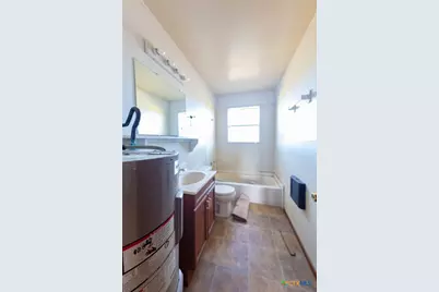 10309 County Road 1, Hallettsville, TX 77964 - Photo 47