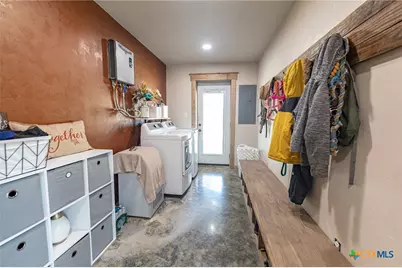 10309 County Road 1, Hallettsville, TX 77964 - Photo 15