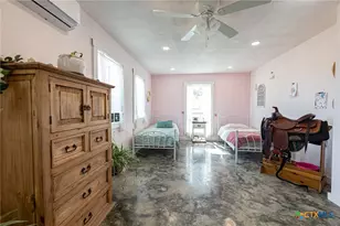 10309 Co Rd 1, Hallettsville, TX 77964 - Photo 17