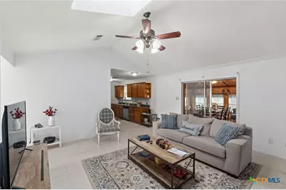 107 Hardeman Street, Copperas Cove, TX 76522 - Photo 5