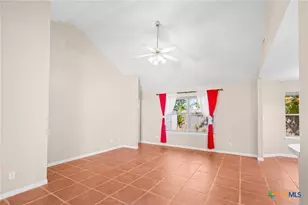 409 Newhaven St, Victoria, TX 77904 - Photo 11