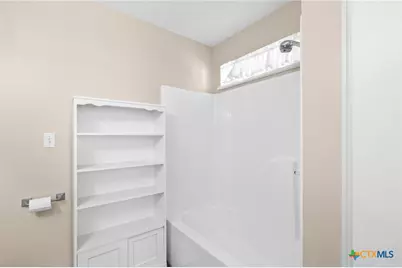 409 Newhaven Street, Victoria, TX 77904 - Photo 13