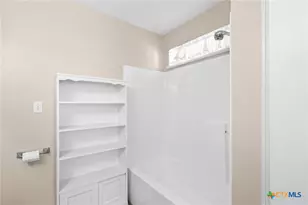 409 Newhaven St, Victoria, TX 77904 - Photo 13