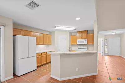 409 Newhaven Street, Victoria, TX 77904 - Photo 9